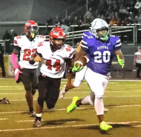 Walkquem Cox Scores All Five TDs As Ferry Blanks Bellaire 35-0